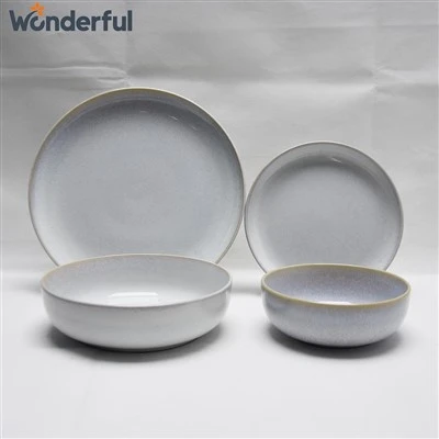 Set de tacâmuri ceramice sofisticate de 24 pcs
