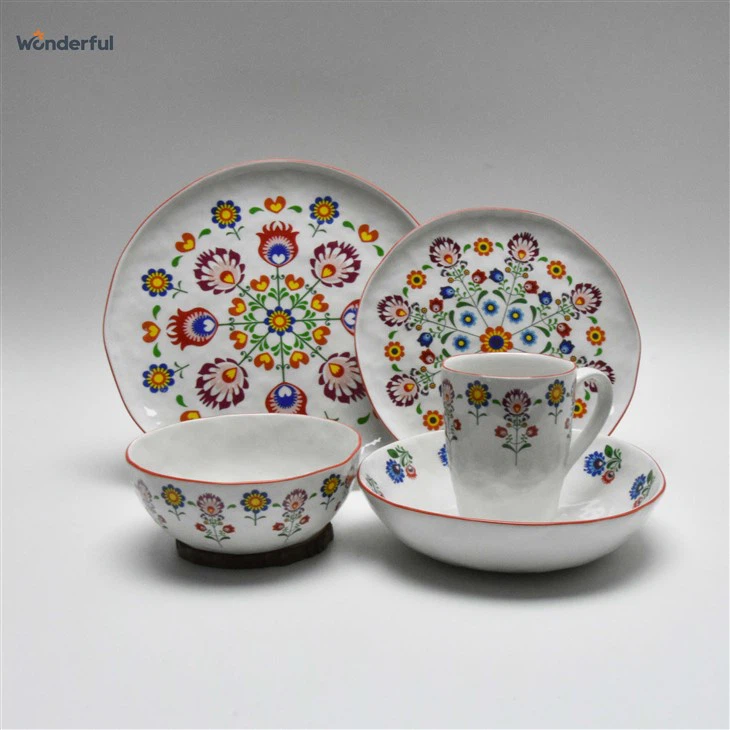 Wonderful Folk-Style Floral Ceramic Tableware Set